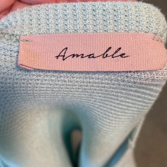 Amable Mint Green Lightweight Waffle Knit Long Sleeved Shirt Size Small Like New - Picture 4 of 5